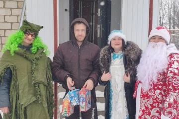 В преддверии Нового года.