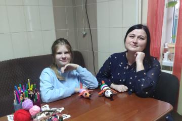 Творческое занятие "Таксы в свитерах"