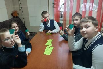 "Комплименты и лесть".